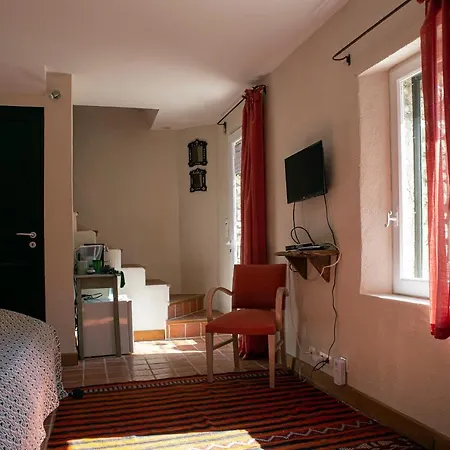 Bed & Breakfast Le Clos Des Amandiers Simiane-la-Rotonde