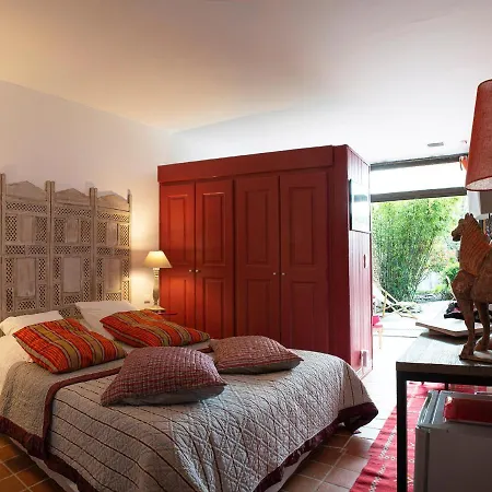 Le Clos Des Amandiers * Simiane-la-Rotonde