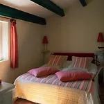 Le Clos Des Amandiers
