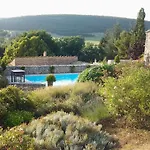 Le Clos Des Amandiers