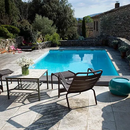 Le Clos Des Amandiers
