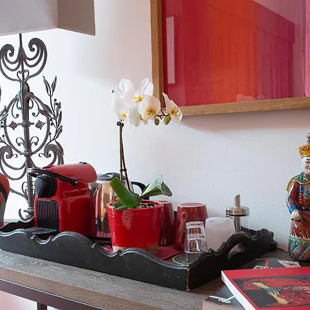 فندق مبيت وإفطار Le Clos Des Amandiers 3*