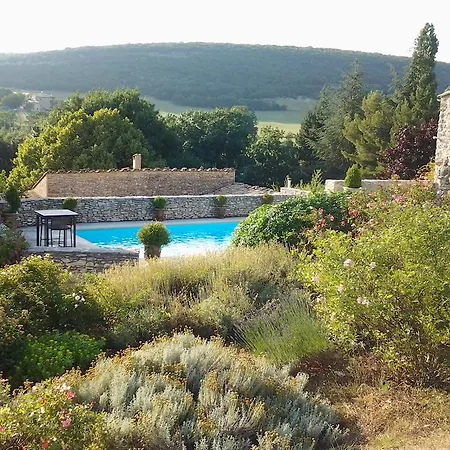 Le Clos Des Amandiers