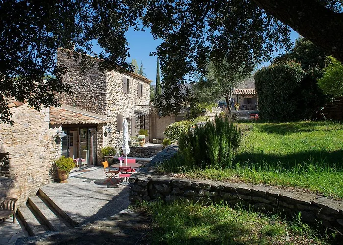 Le Clos Des Amandiers Bed & Breakfast Simiane-la-Rotonde